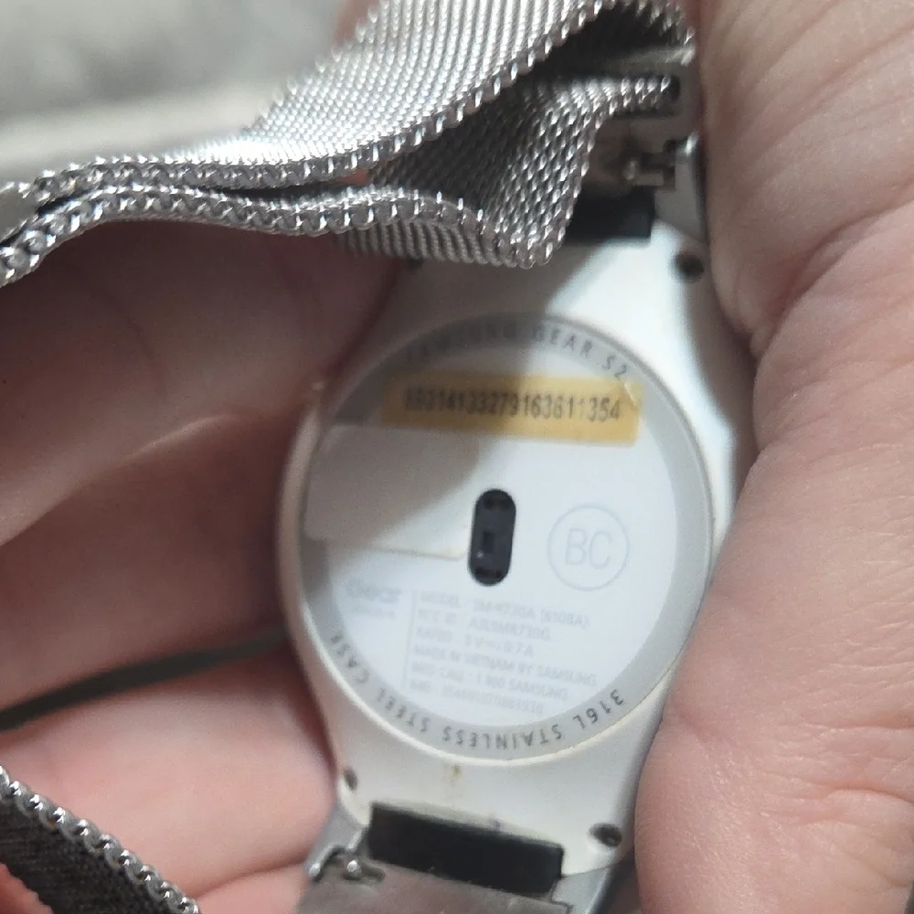 Samsung Silver Smartwatch Gear S2